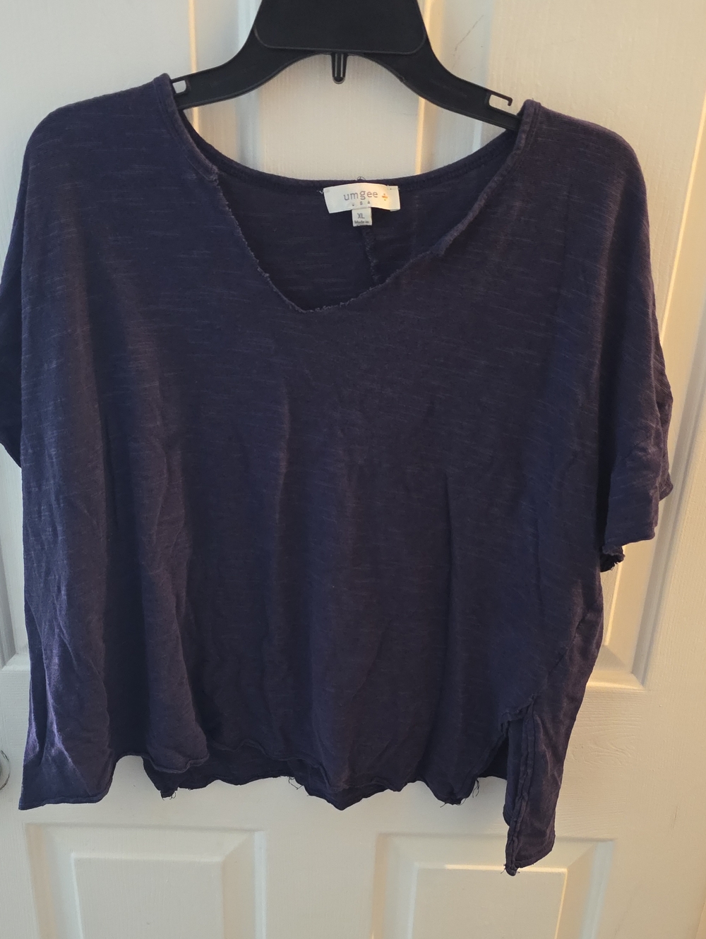 Umgee Navy Blue Short Sleeve Raw-Edge Tee